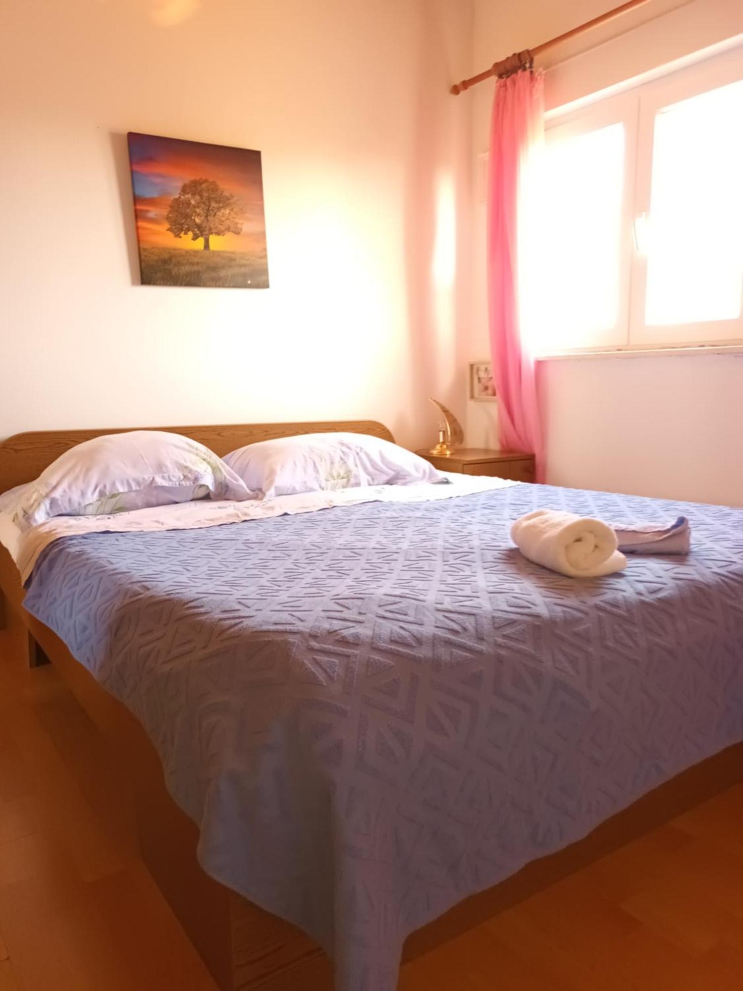 Apartments Bilo Near Primosten Bagian luar foto