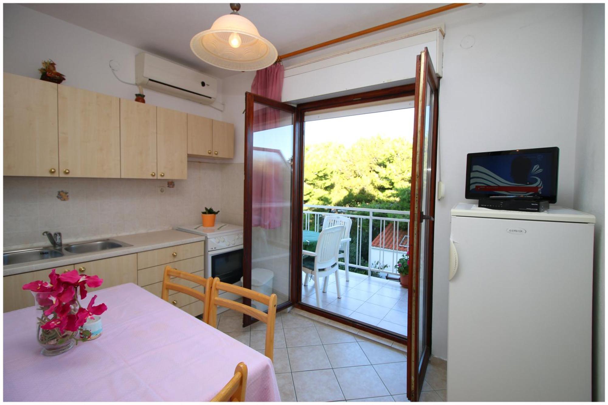Apartments Bilo Near Primosten Bagian luar foto